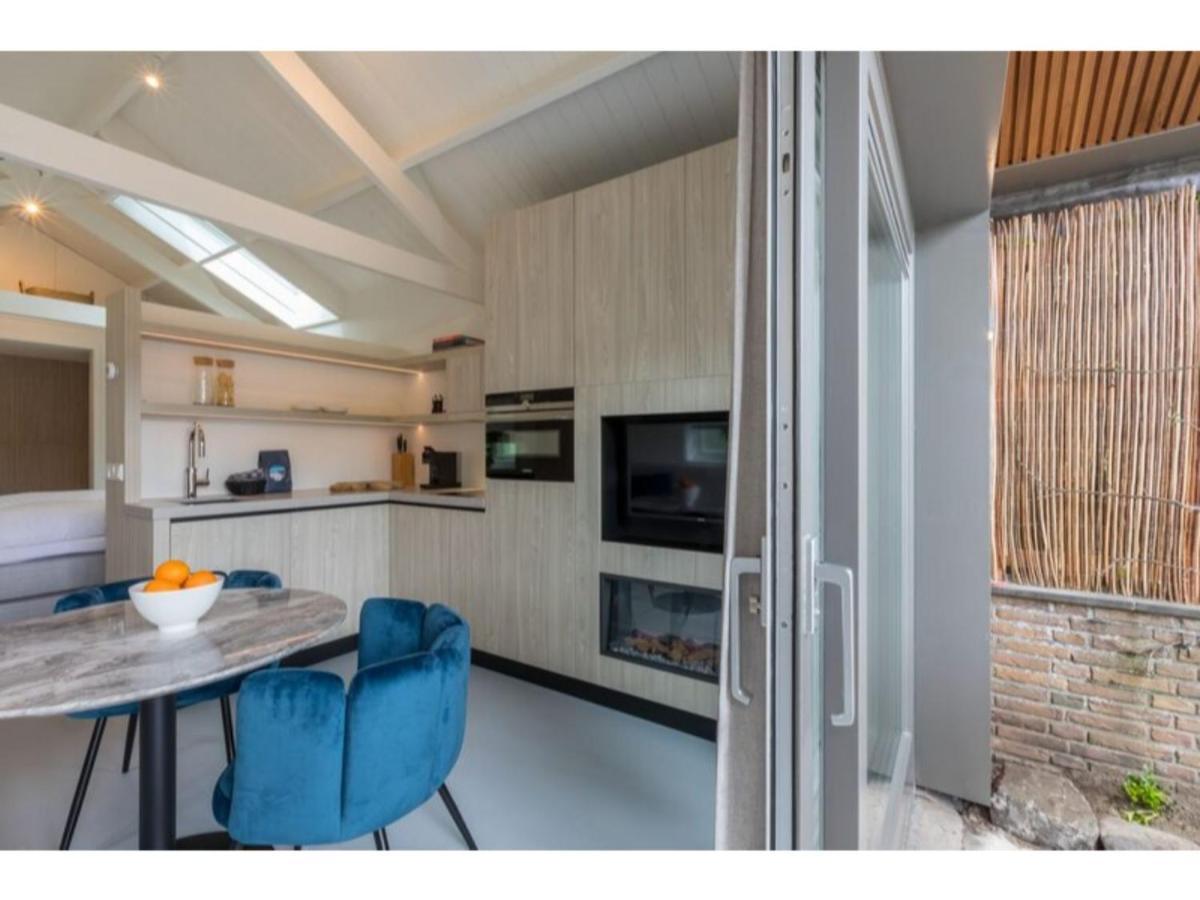 Luxury Holiday Home 250 Meters From The Beach Domburg Bagian luar foto